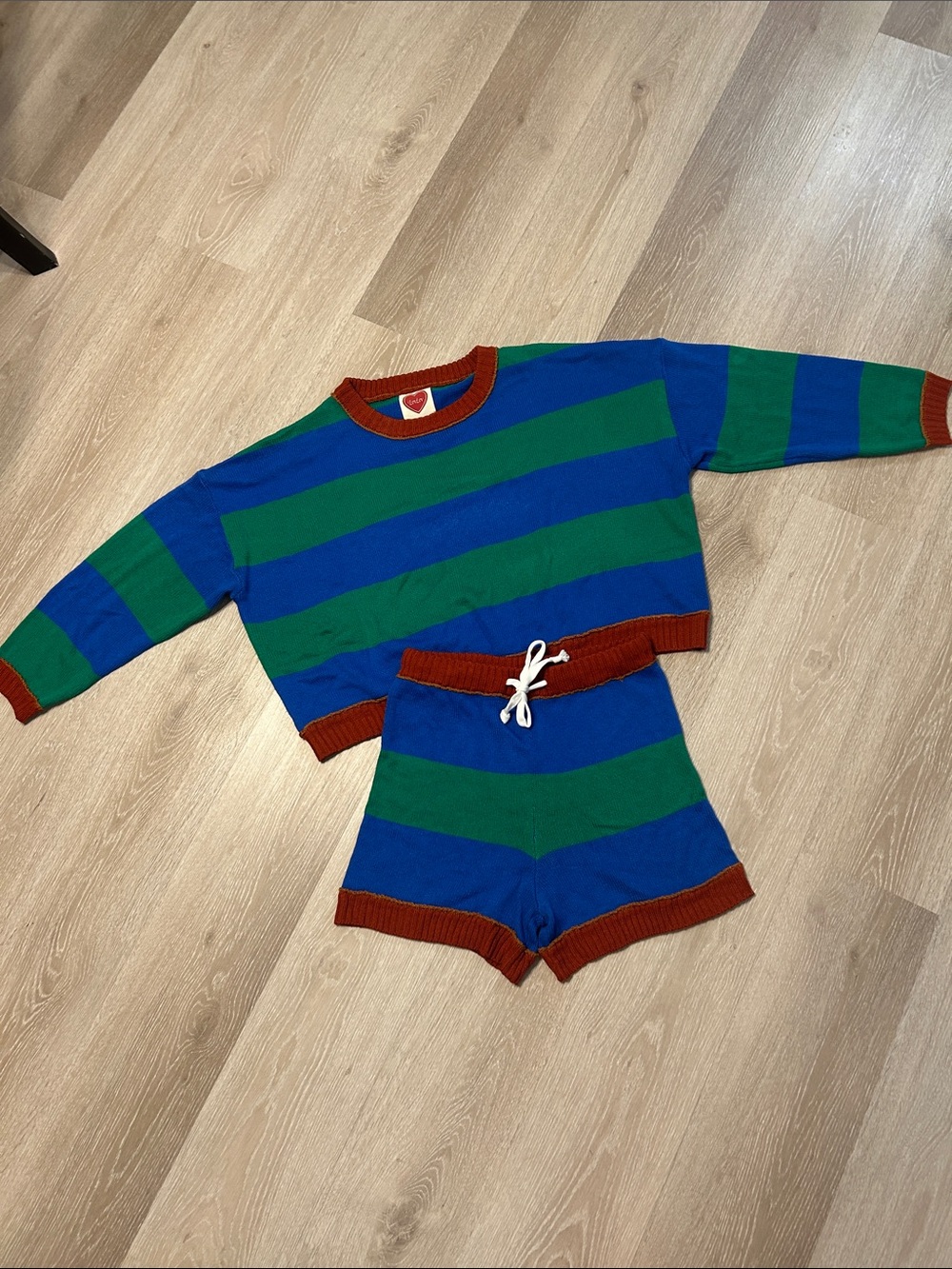 LOVLOV NWOT Boutique Brand Two Piece Knit Striped Sweater & Short Set Sz Small